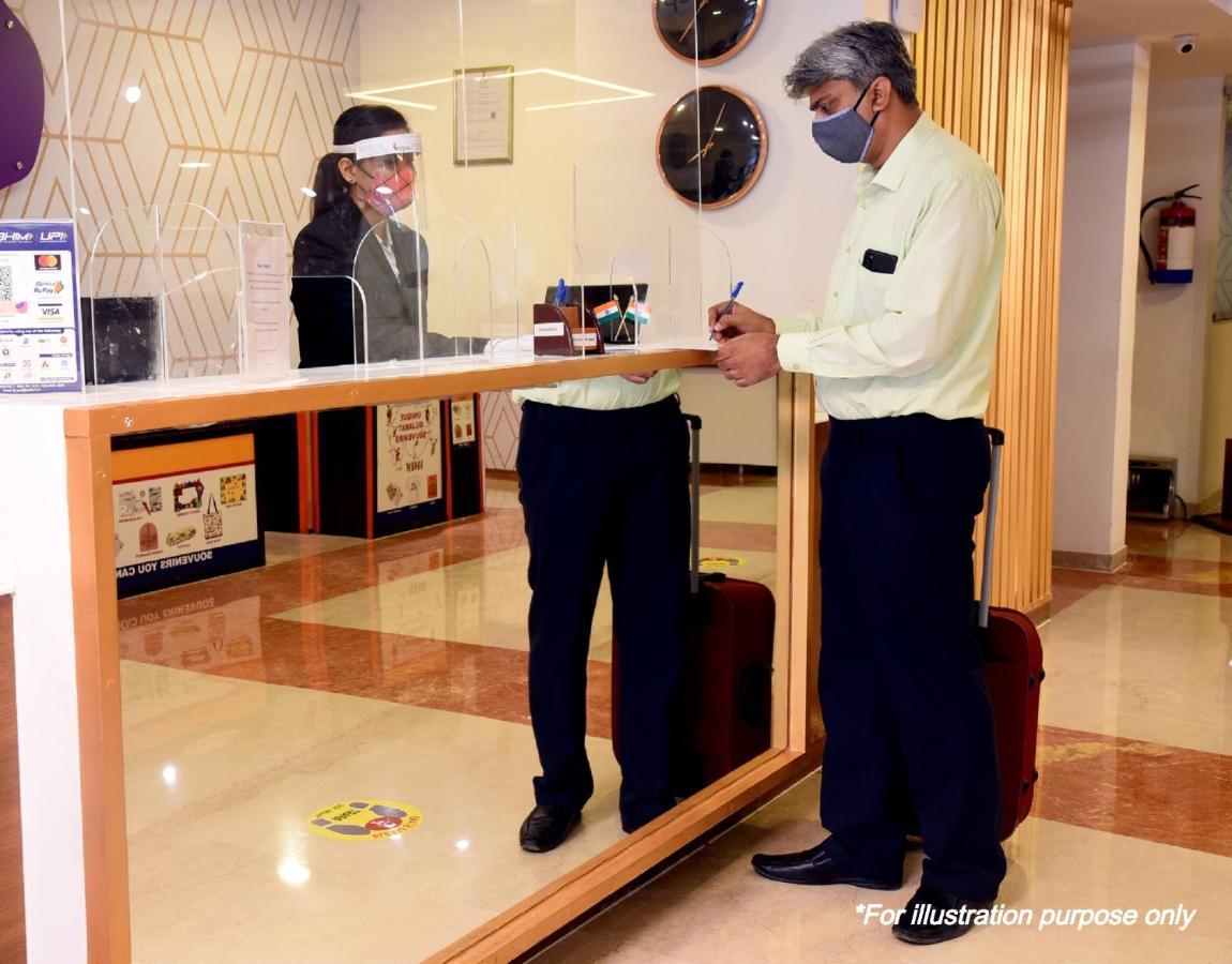 Oyo Flagship 43897 Redstone Hotel Gwalior Bagian luar foto