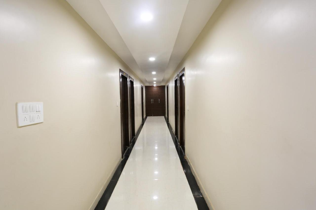 Oyo Flagship 43897 Redstone Hotel Gwalior Bagian luar foto